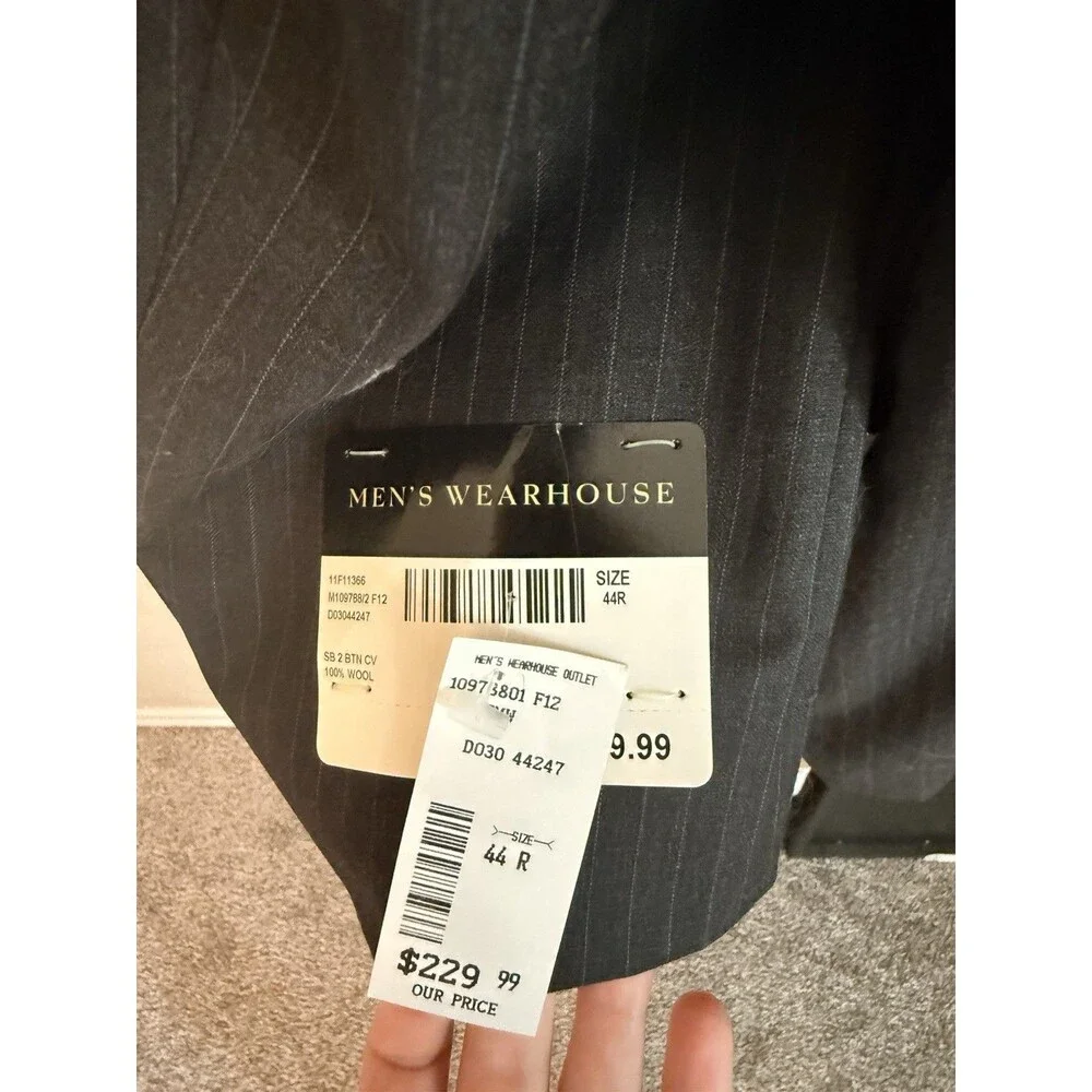 Men's Wearhouse Modern Fit Black Pinstripe Wool Single-Breasted Suit Jacket 44R